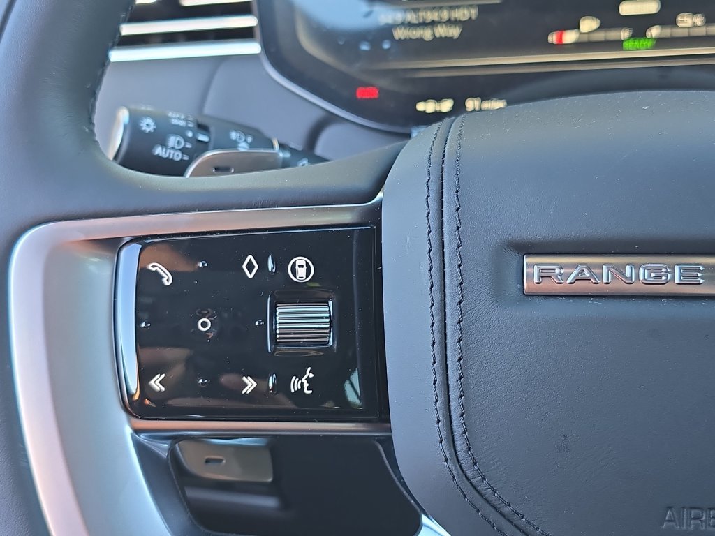 New 2026 Fuji White Land Rover SE image 19
