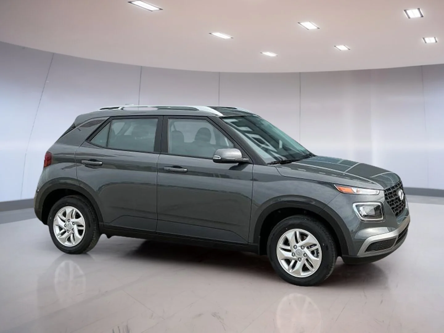 New 2026 Grey Hyundai Preferred image 7