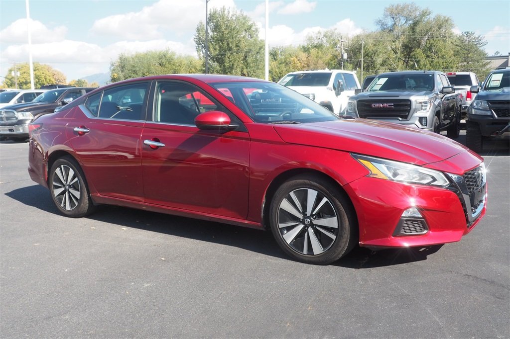 2022 Nissan Altima 2.5 SV photo 3