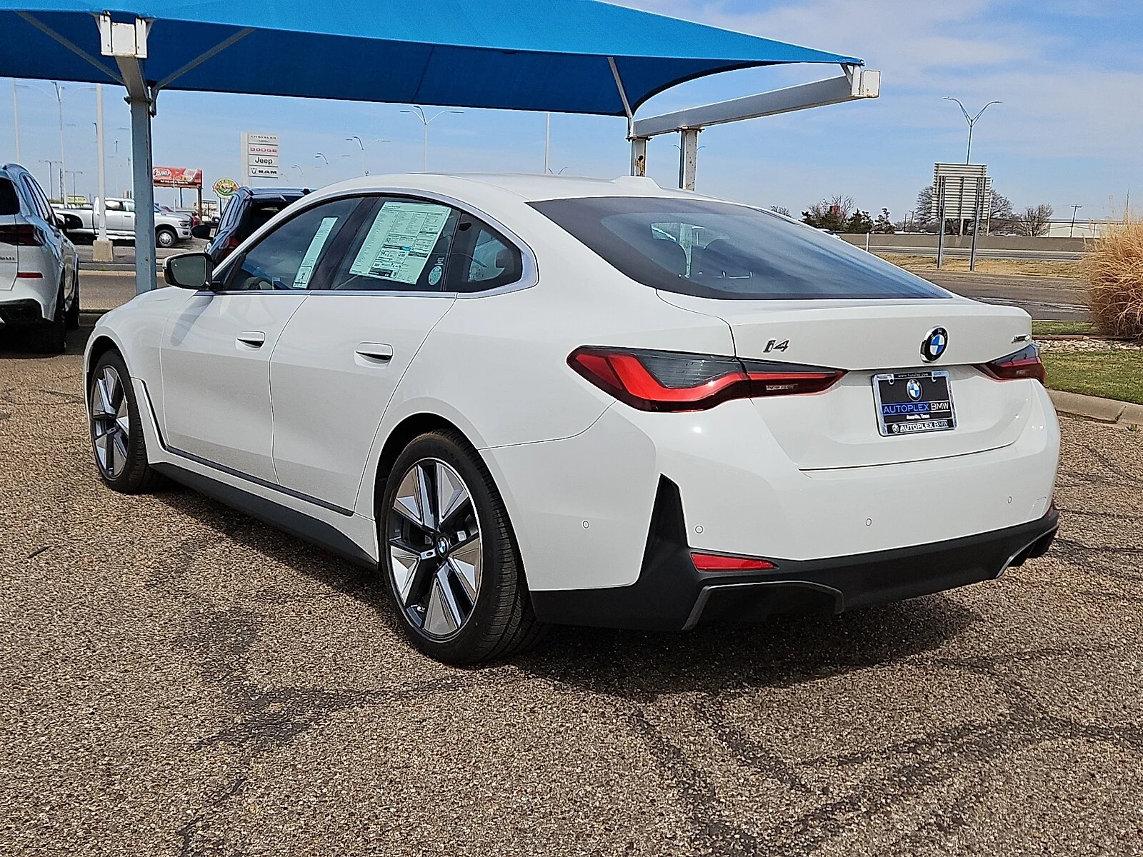 New 2026 Alpine White BMW xDrive40 All-Wheel Drive Gran image 2