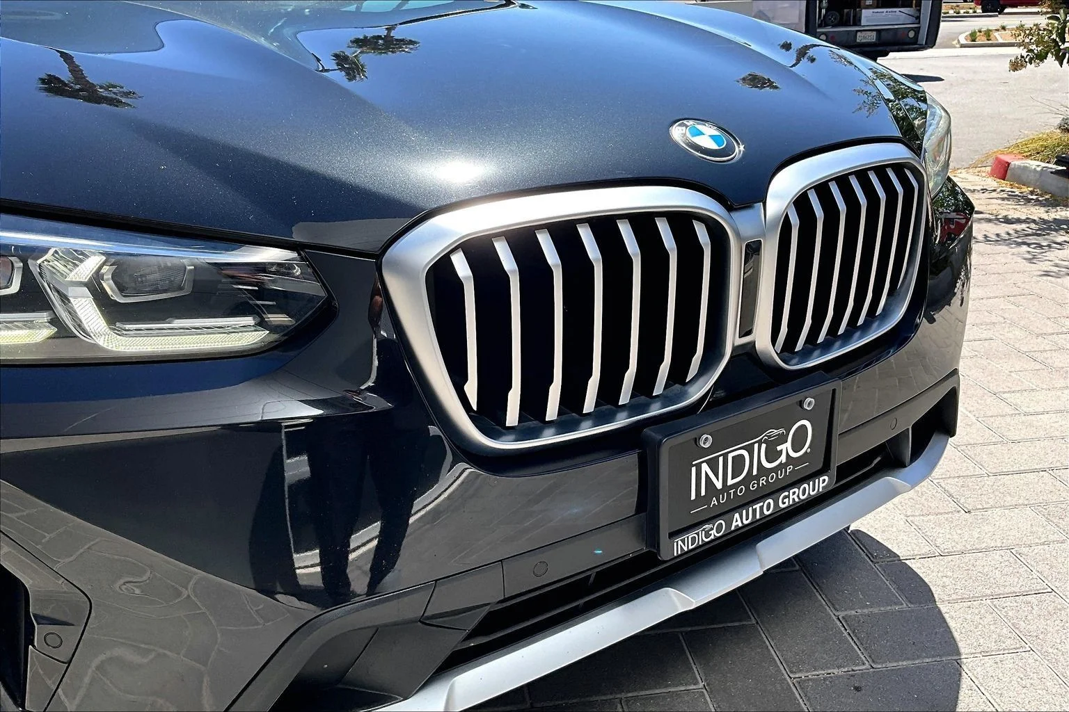 Used 2022 Black BMW sDrive30i image 30