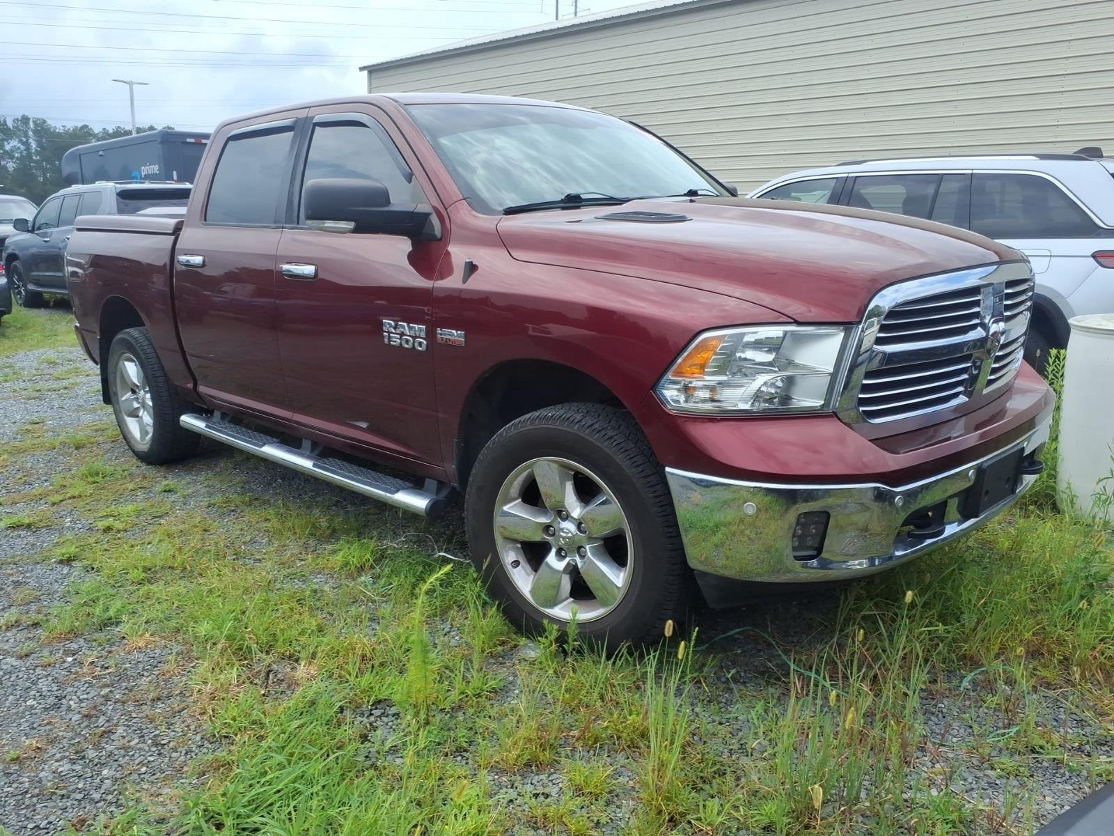Used 2016 Delmonico Red Pearlcoat Ram Big Horn image 5
