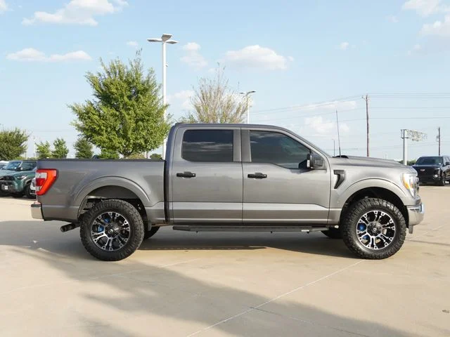 Used 2022 Gray Ford Lariat image 10