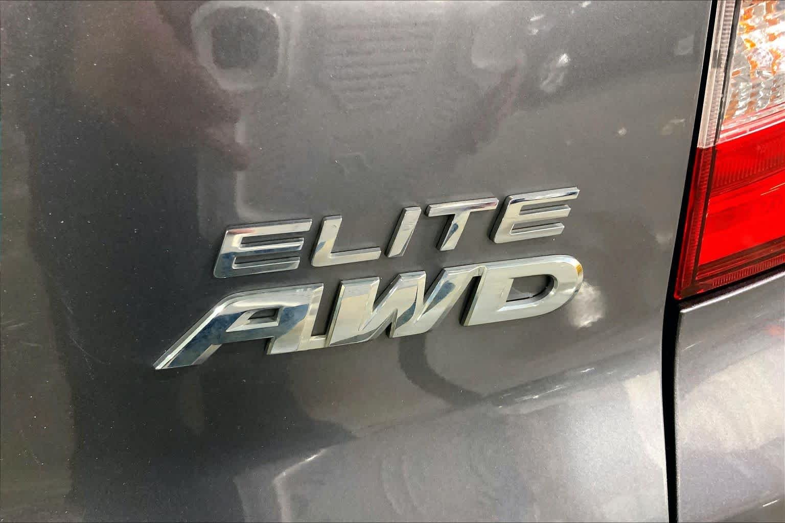 Used 2021 Modern Steel Metallic Honda Elite image 10