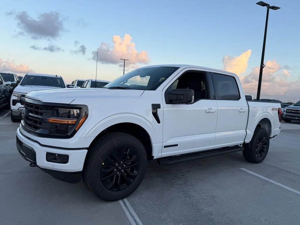 New 2026 White Ford XLT image 3