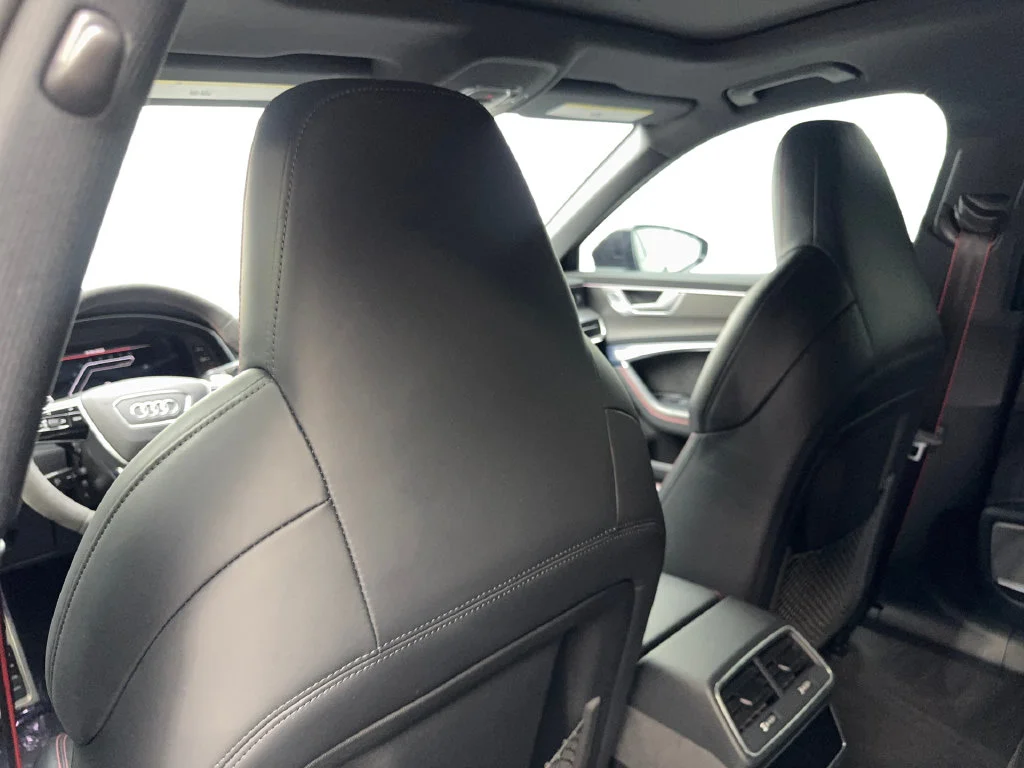 Used 2022  Audi 4.2 image 35