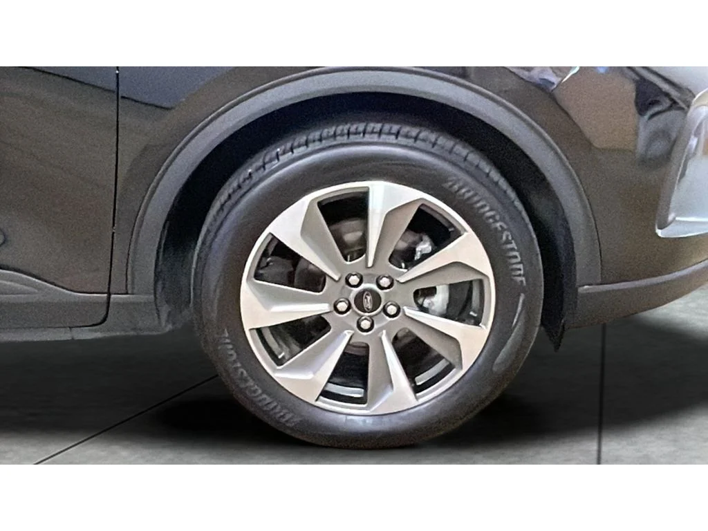 Used 2024 Agate Black Metallic Ford Platinum image 19