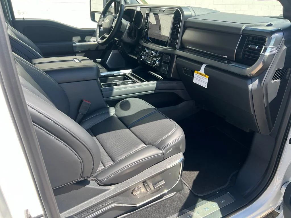 New 2026 Star White Metallic Tri-Coat Ford F-250® Platinum® image 26
