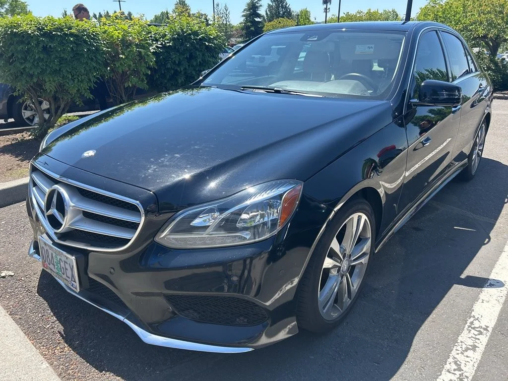 2014 Mercedes-Benz E-Class's photo