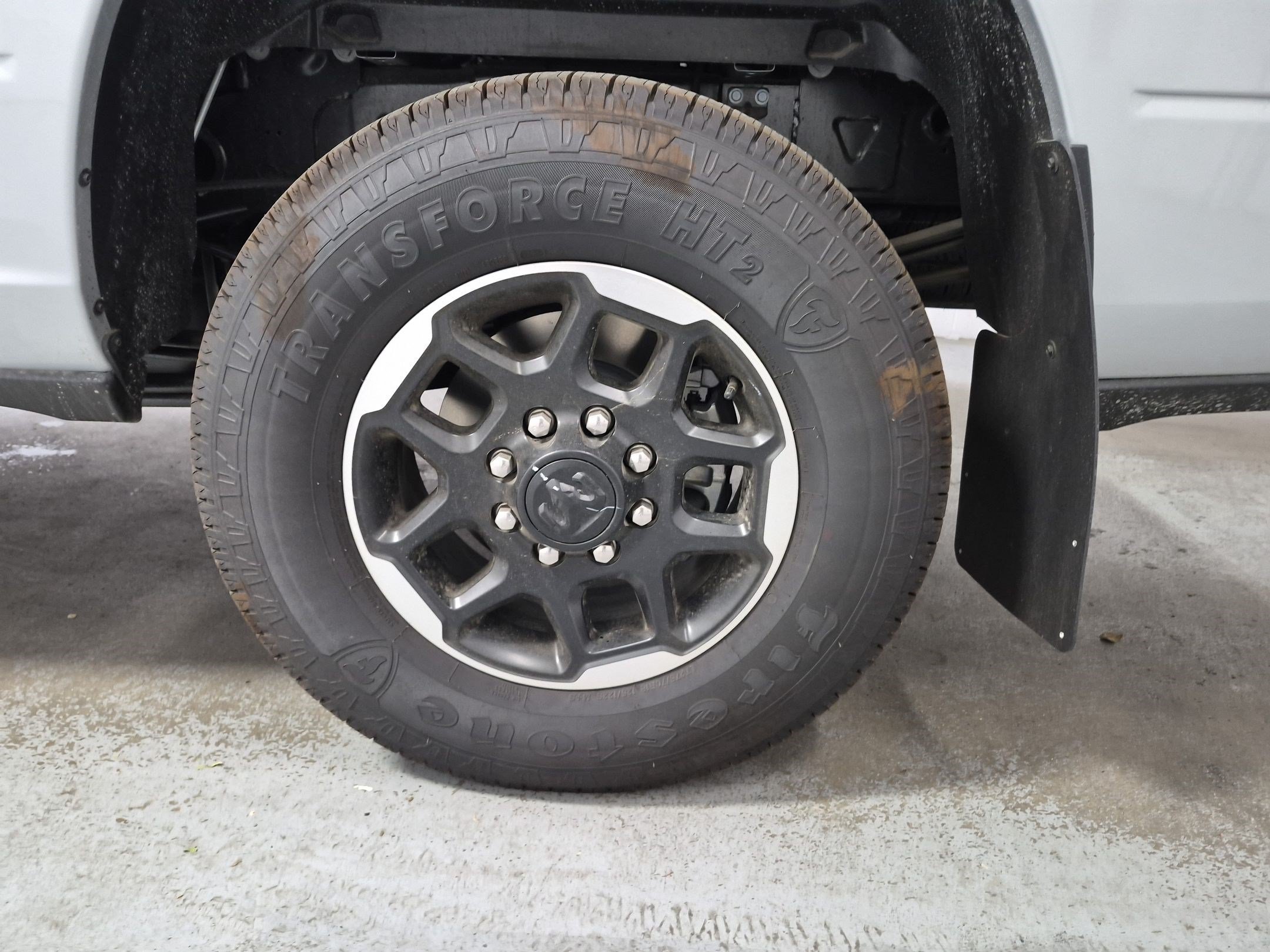 New 2026 Silver-Zynith Exterior Paint RAM Laramie image 15