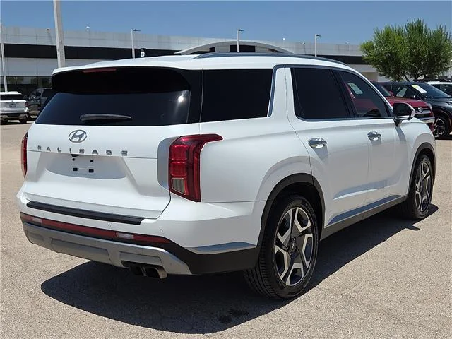 Used 2024 Hyper White Hyundai SEL Front-Wheel Drive image 4