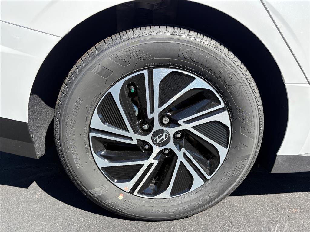 New 2026 Serenity White Pearl Hyundai Blue image 60