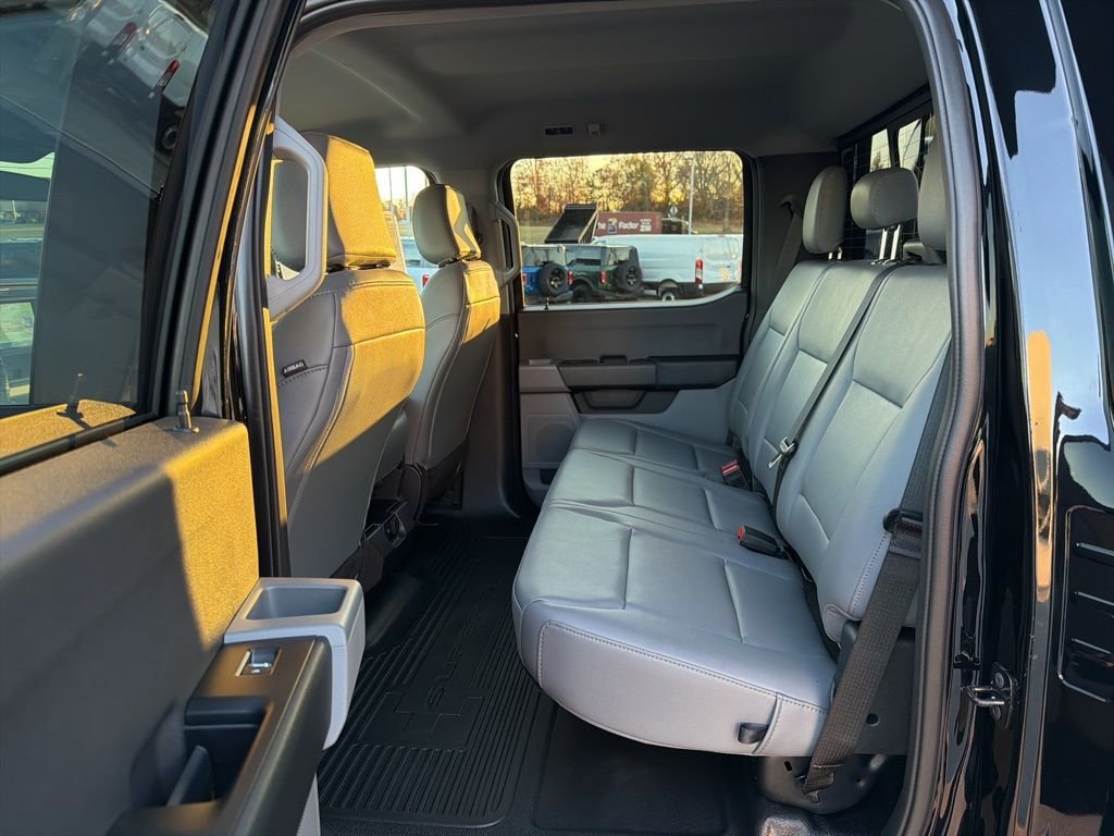 2026 Ford F-350 Super Duty Chassis Cab XL - Photo 14