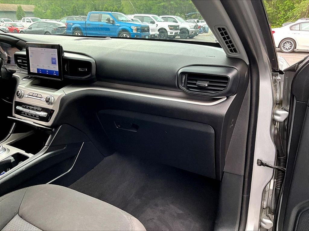 Used 2022 Silver Metallic Ford XLT image 13