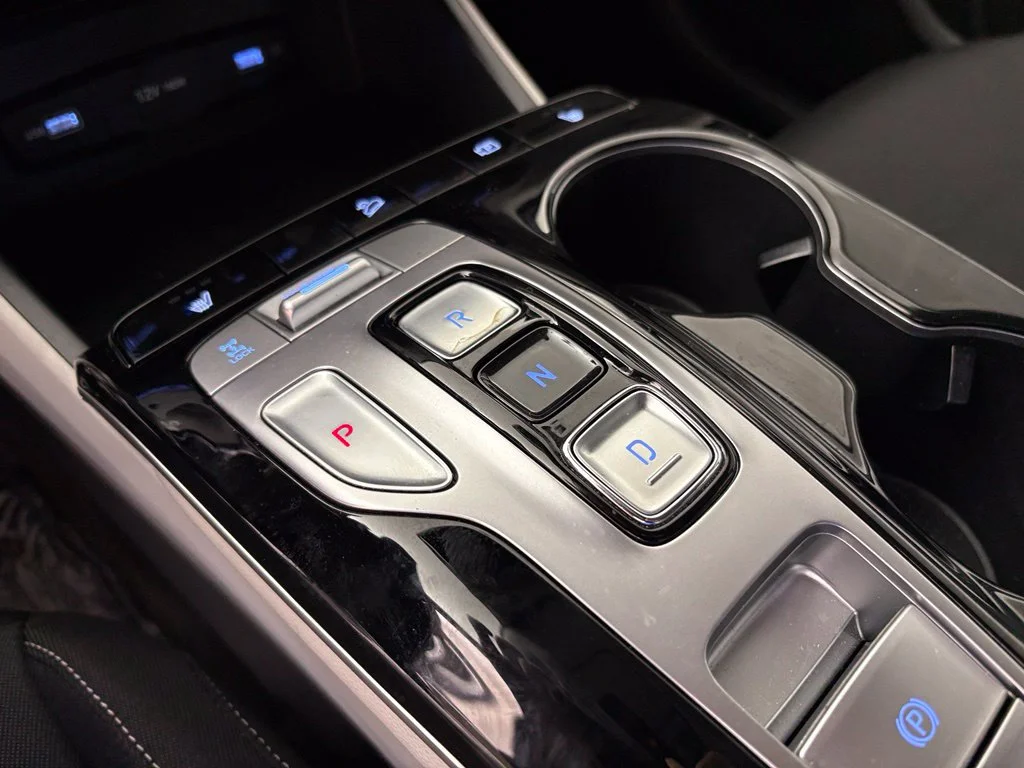 Used 2022 Gray Hyundai Blue image 28