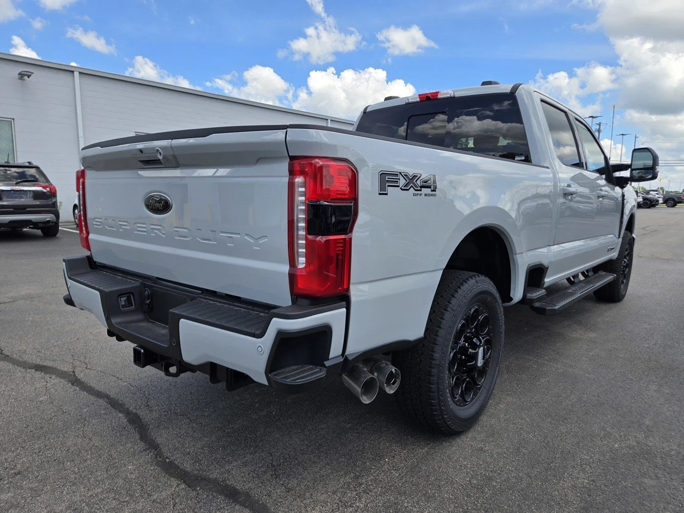 New 2026 Avalanche Ford XLT image 24