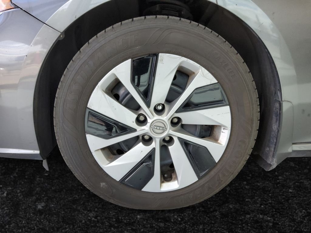 Used 2023 Gray Nissan 2.5 S image 26