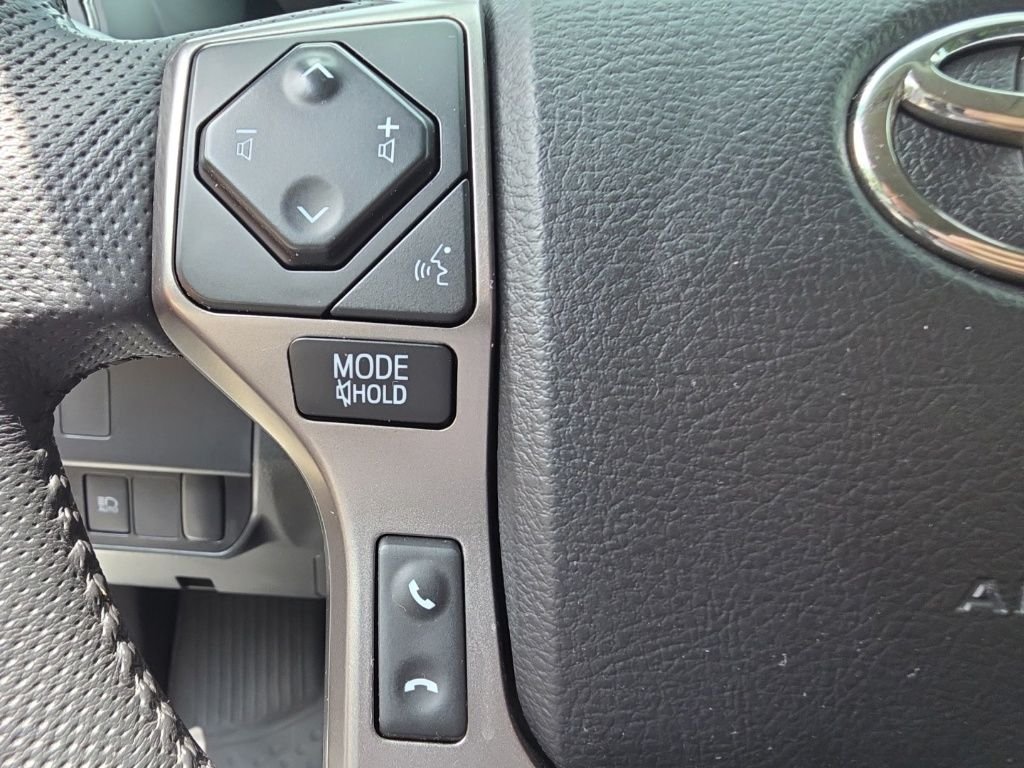 Used 2021 White Toyota SR5 image 26