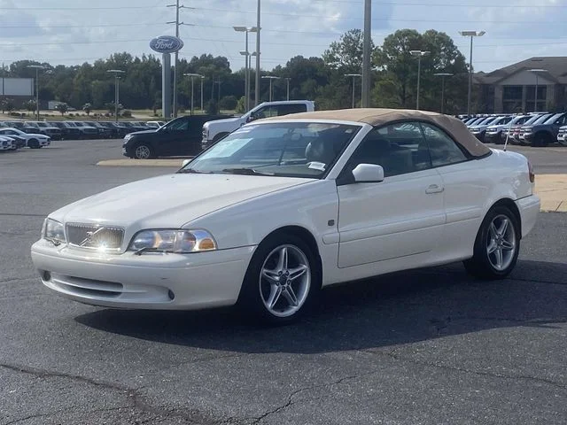 Used 1999 White Volvo Base image 7