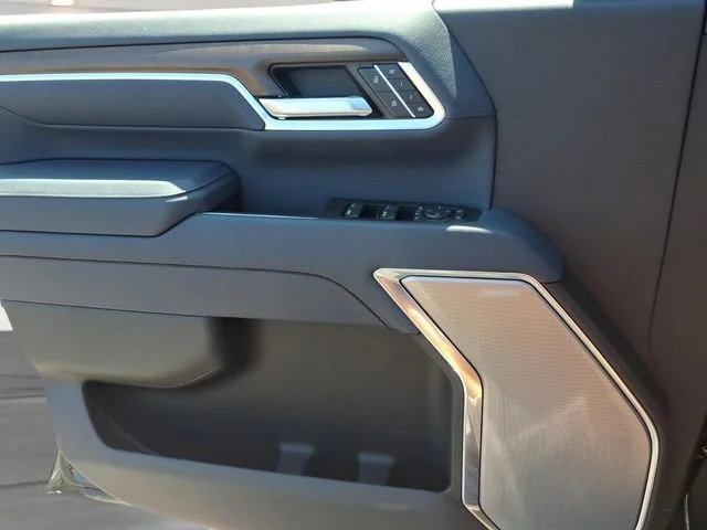 New 2026 Black Chevrolet High Country image 13