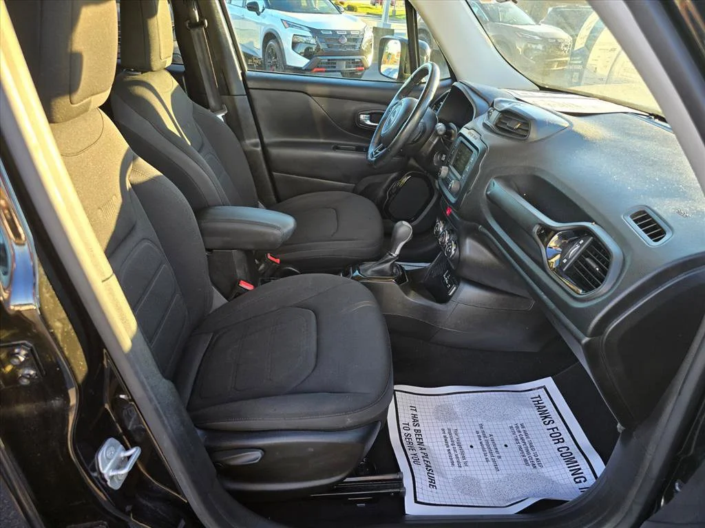 Used 2017 Black Jeep Latitude image 14