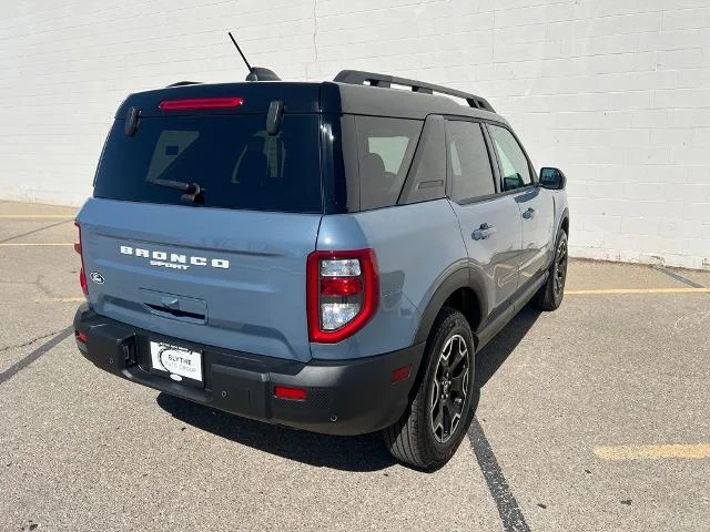 New 2026 Azure Gray Metallic Tri-Coat Ford Outer Banks® image 35