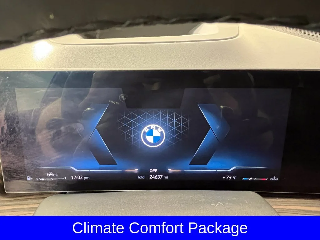 Used 2024 Carbon Black Metallic BMW xDrive40i image 4