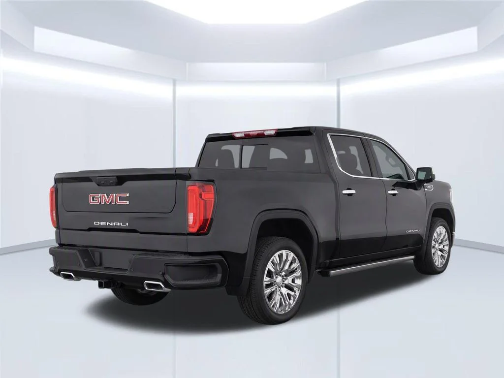 Used 2024 Black GMC Denali image 5