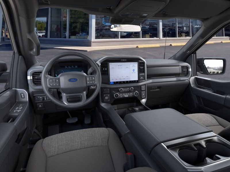 New 2026 Black Ford XLT image 9