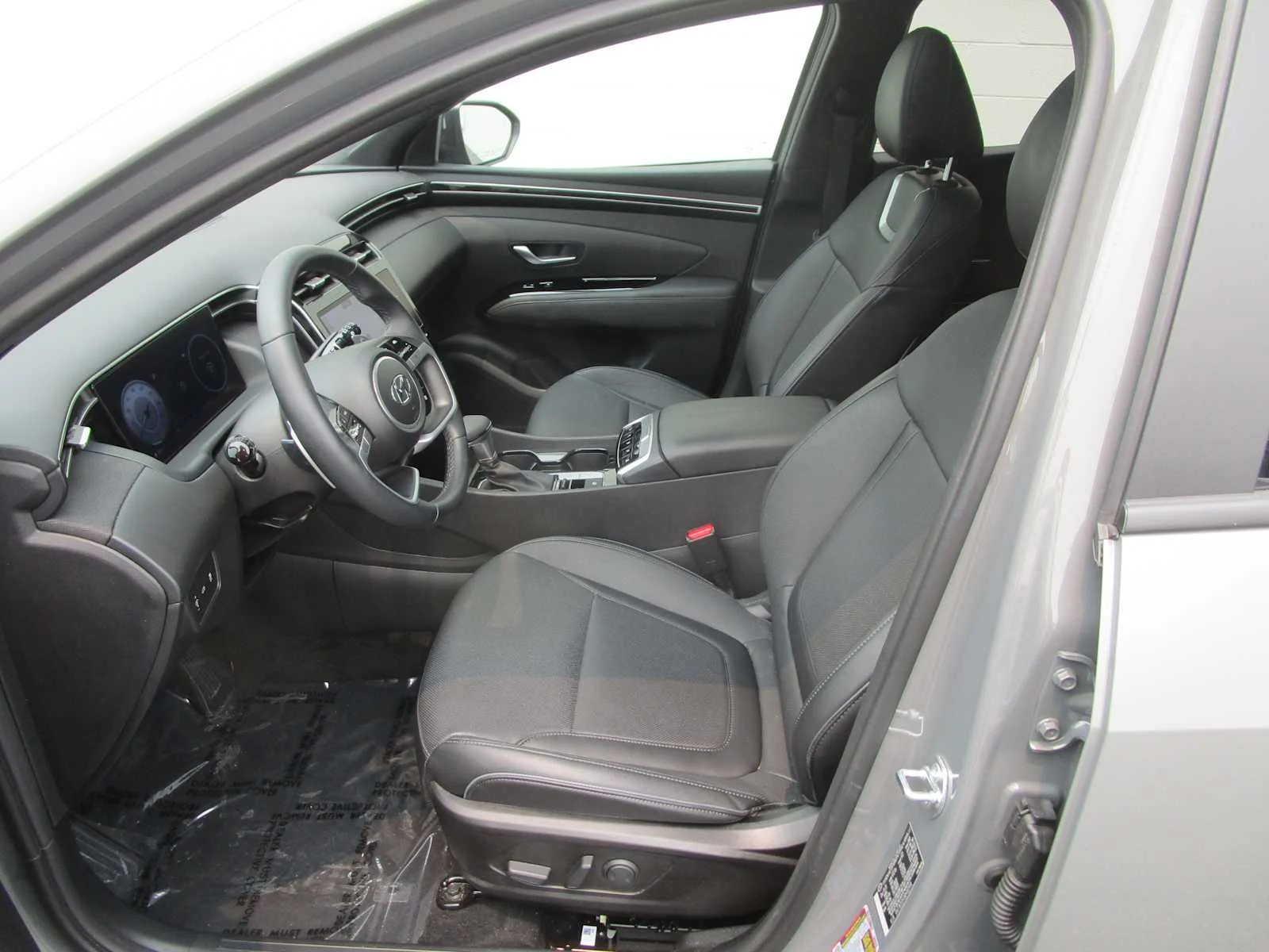 Used 2024 Hampton Gray Hyundai Limited image 13