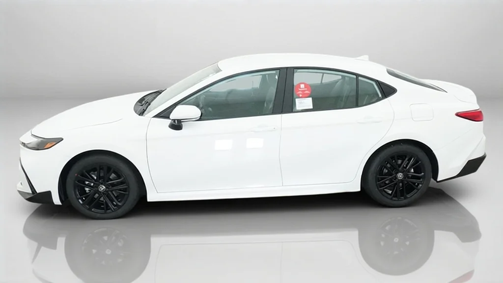 New 2027 Ice Cap Toyota SE image 2