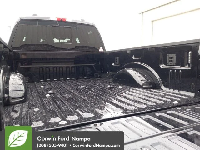 New 2026 Agate Black Metallic Ford King Ranch image 30