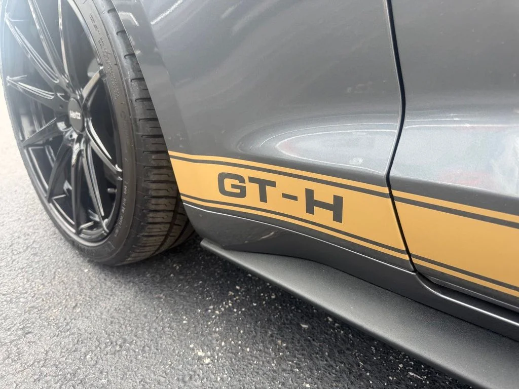 Used 2022 Gray Metallic Ford GT Premium image 16