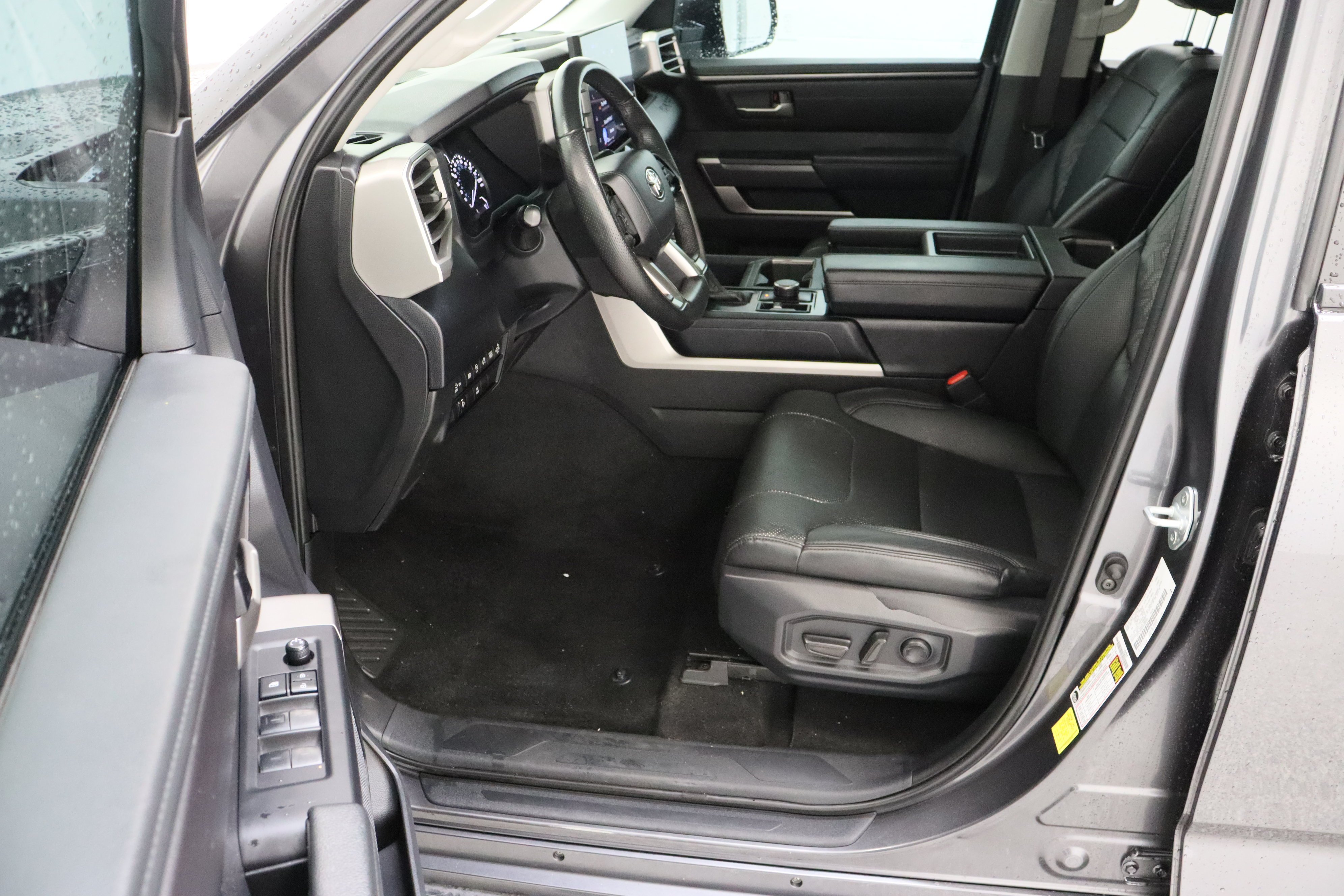 Used 2022 Magnetic Gray Metallic Toyota SR5 3.4T image 14