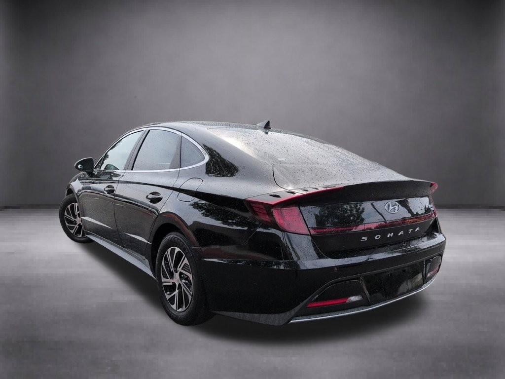 Used 2020 Black Hyundai Blue image 6