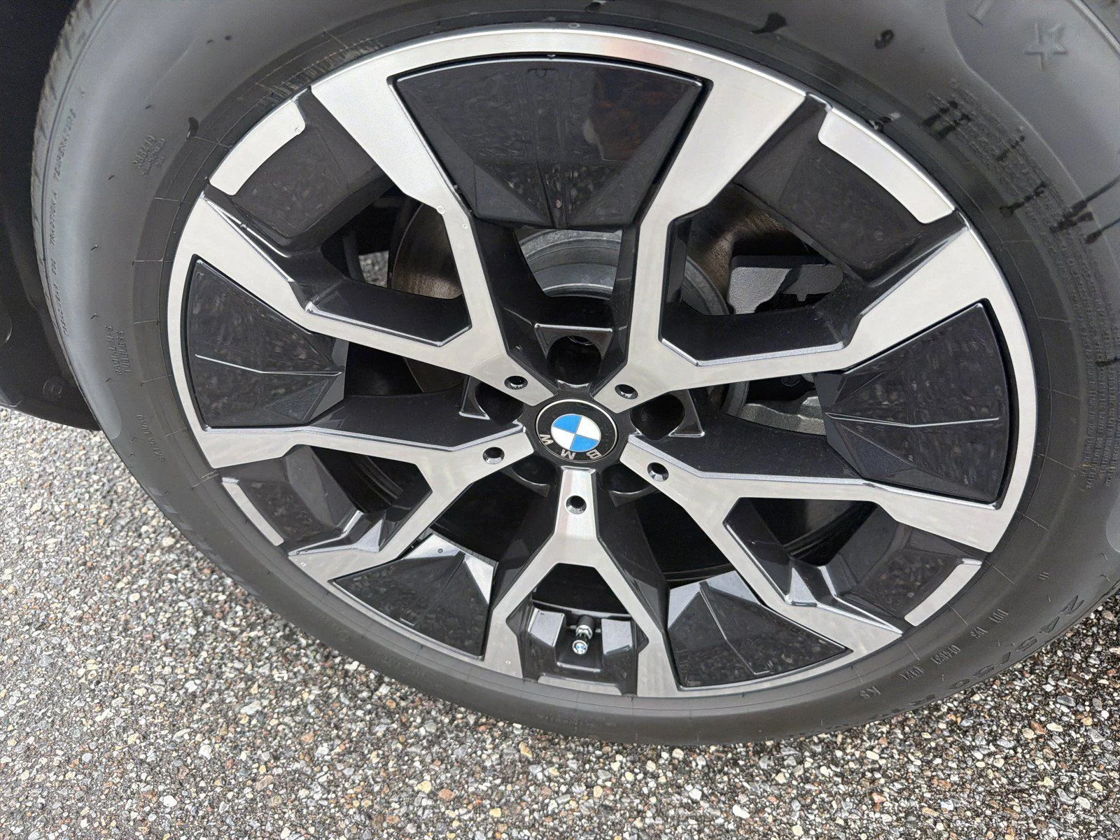 New 2026 Arctic Race Blue metallic BMW 30 xDrive image 10