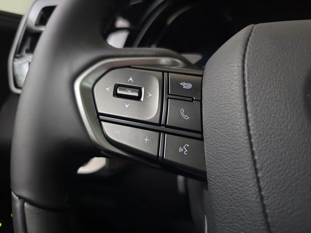 New 2026 Eminent White Pearl Lexus PREMIUM AWD image 16