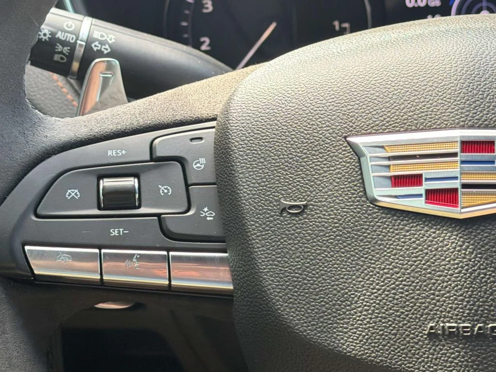 Used 2020 Royal Spice Metallic Cadillac V-Series image 31