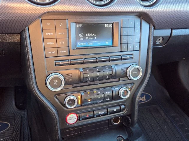 Used 2015  Ford GT image 31