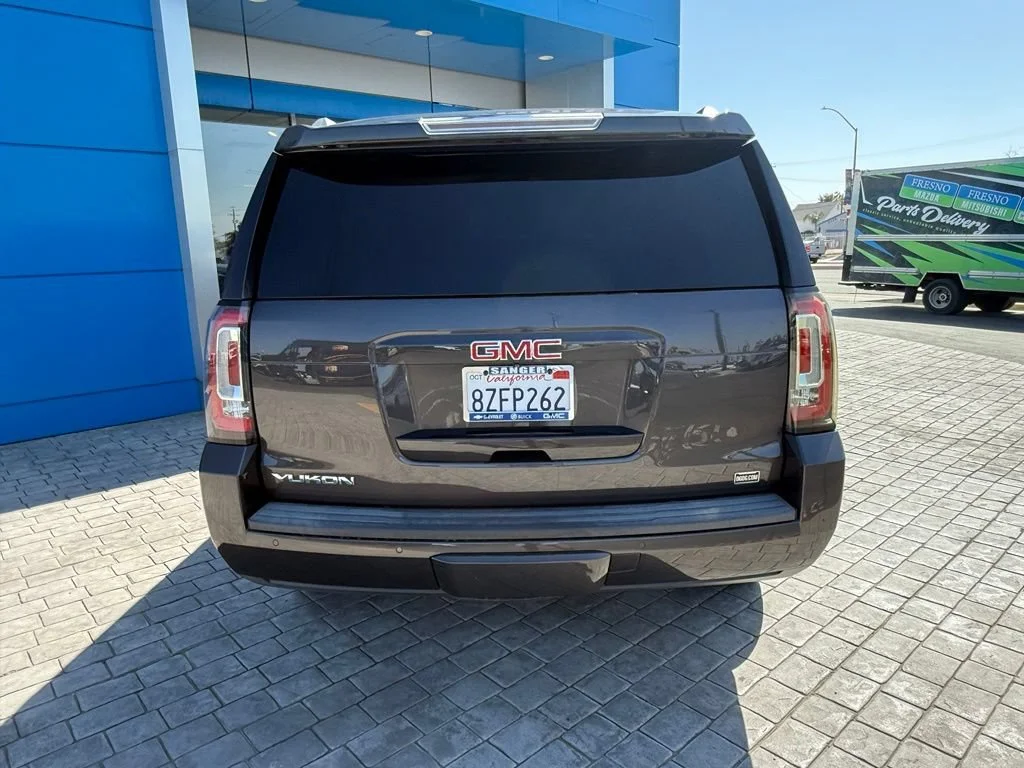 Used 2015 IRIDIUM METALLIC GMC SLE image 9