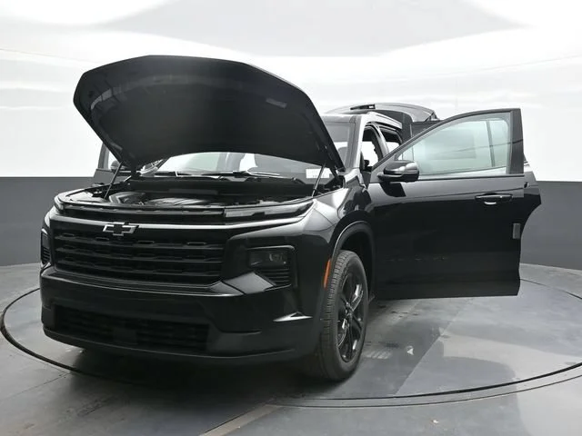 New 2027 Mosaic Black Metallic Chevrolet LT image 30