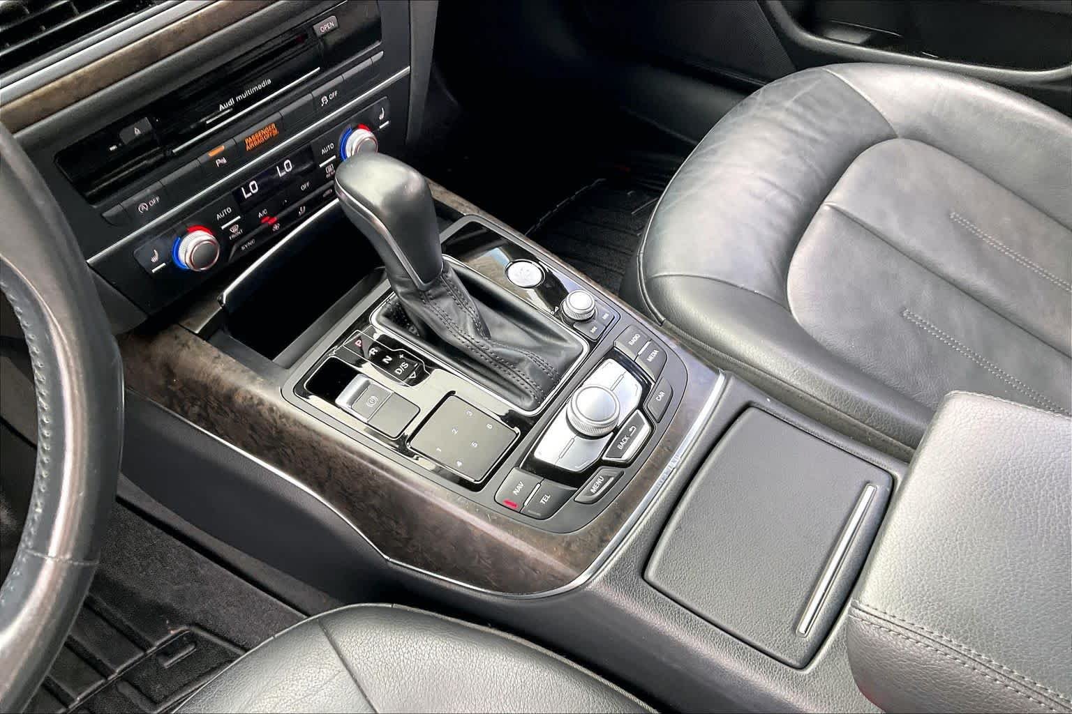Used 2018 Florett Silver Metallic Audi Premium Plus image 16