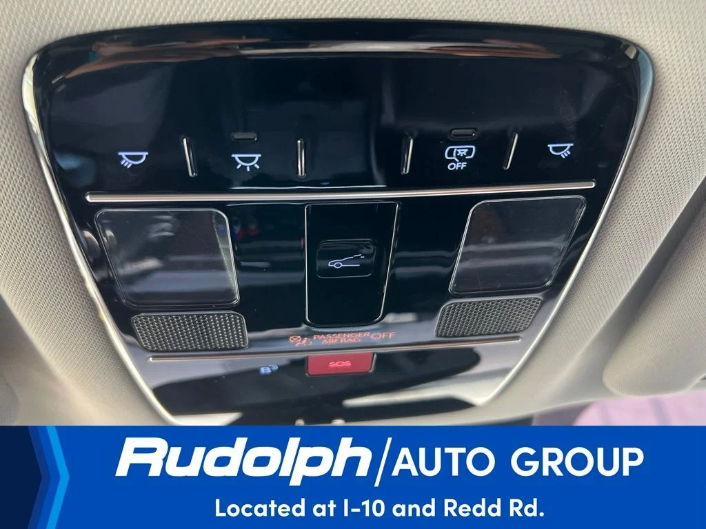Used 2024 Green Hyundai XRT image 37