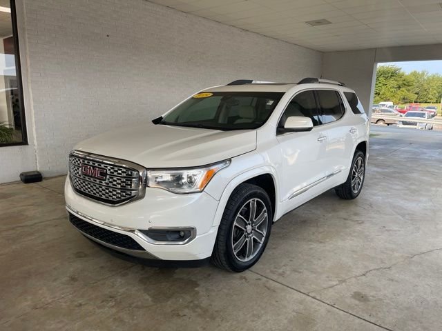 Used 2019 White GMC Denali image 2