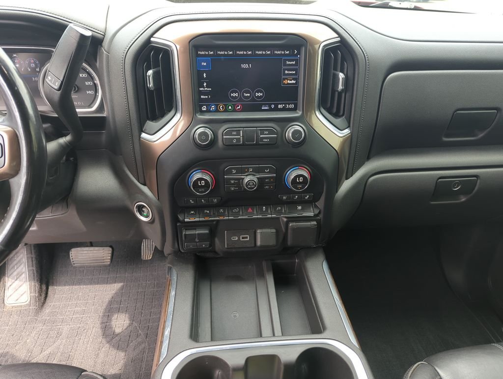Used 2019 Red Chevrolet High Country image 25