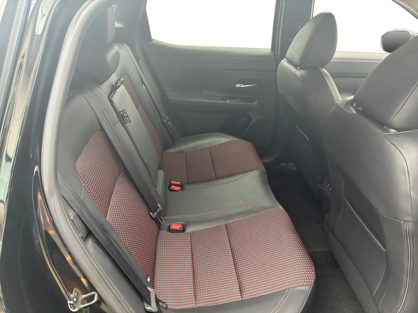 Certified Used 2025 Super Black Nissan SR image 35
