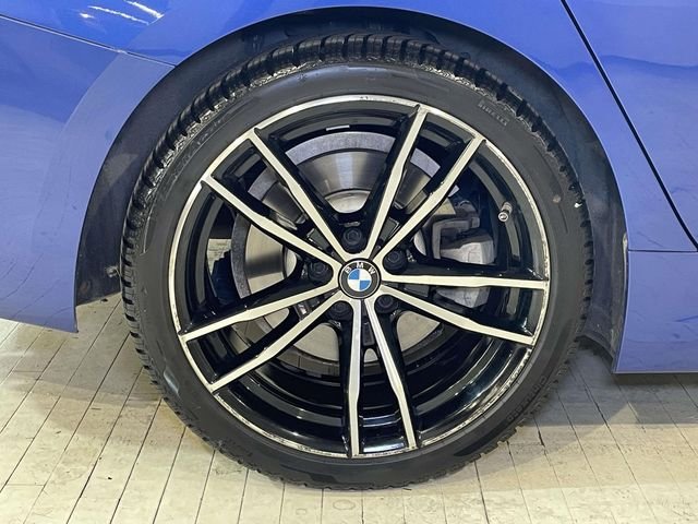 Used 2019 Blue BMW 330i xDrive image 13
