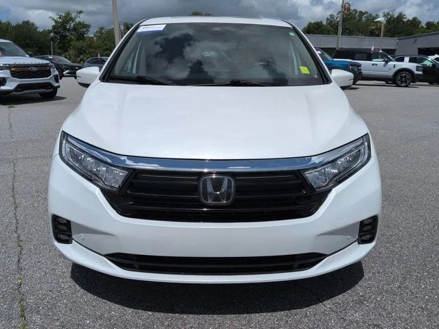 Certified Used 2023 Platinum White Honda Elite image 9
