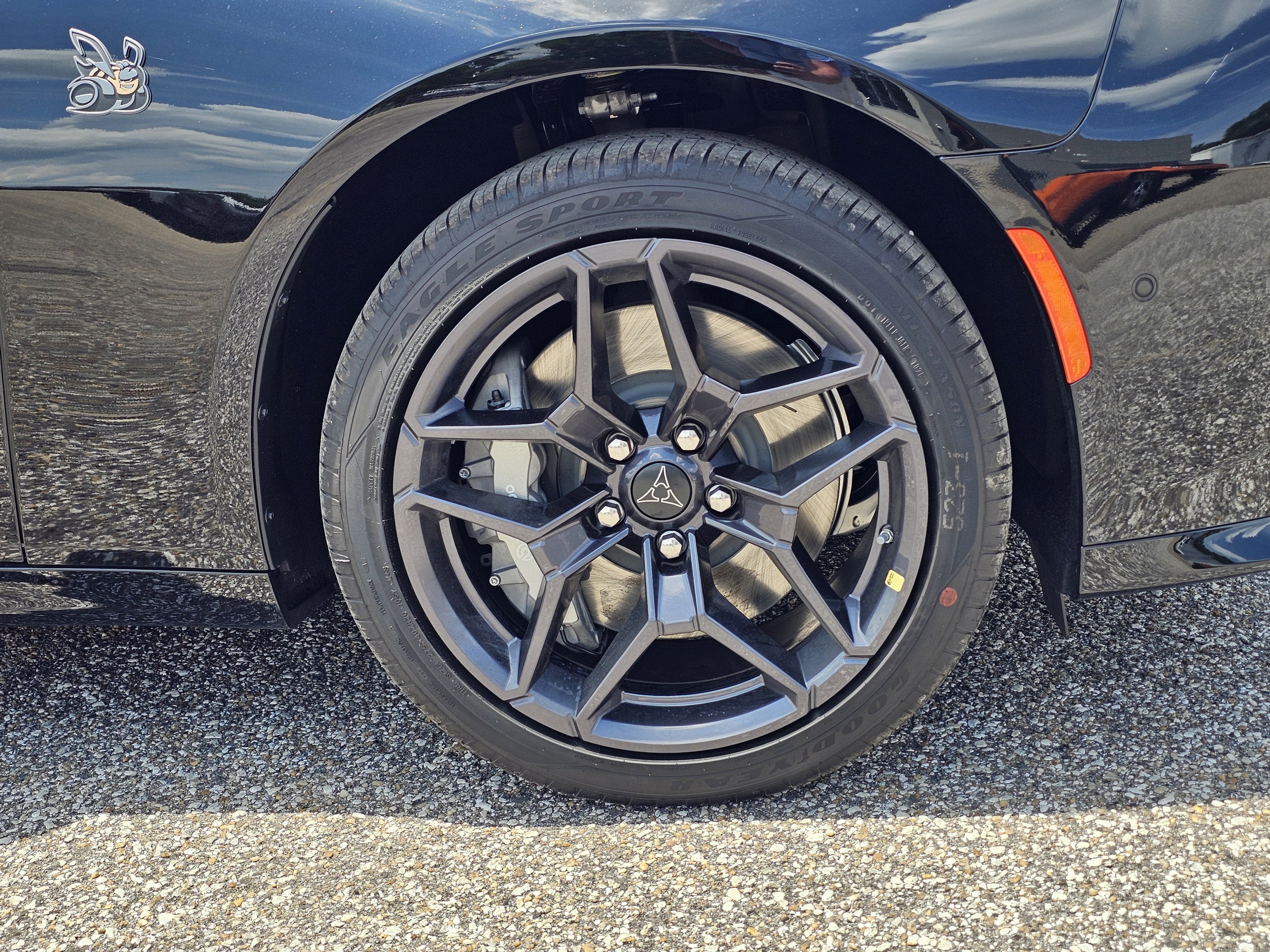 New 2026 Diamond Black Crystal Pearlcoat Dodge Scat Pack Plus image 6