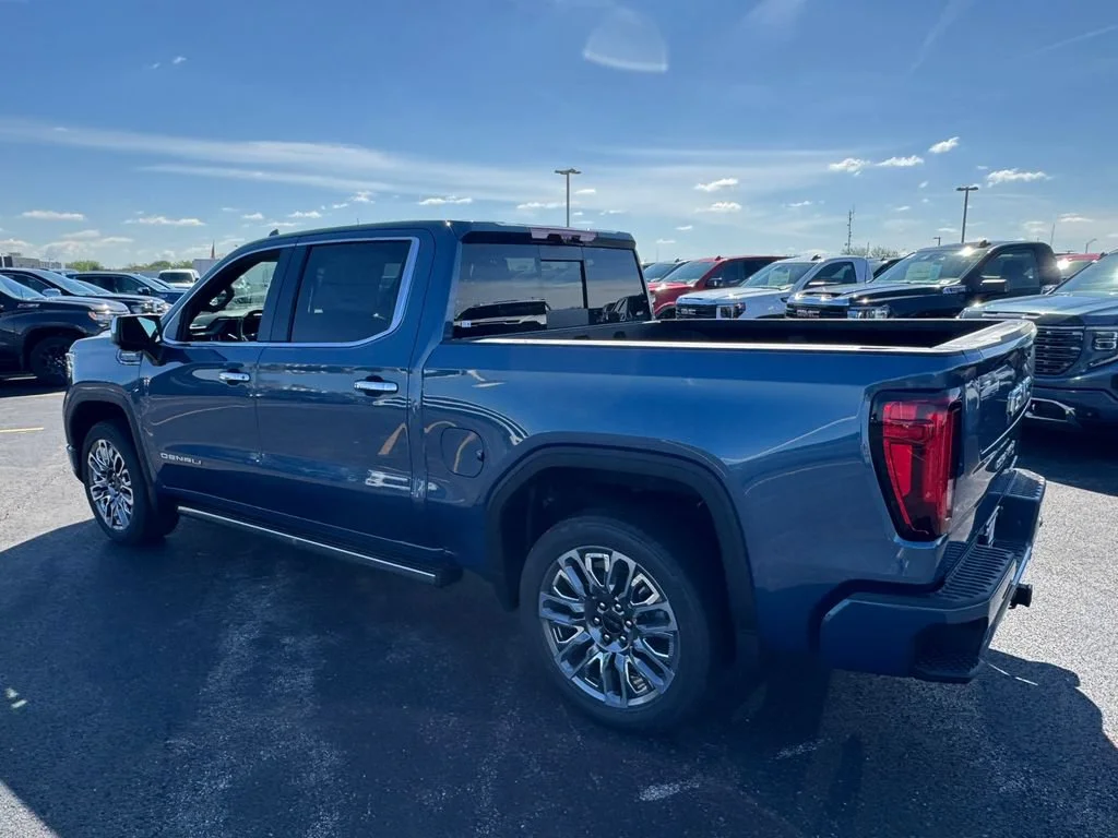 New 2026 DOWNPOUR METALLIC GMC Denali Ultimate image 9